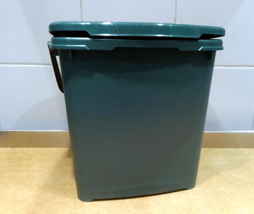 A green plastic bin for 'bio' waste. (c) Chris Aspinall, 2023. 