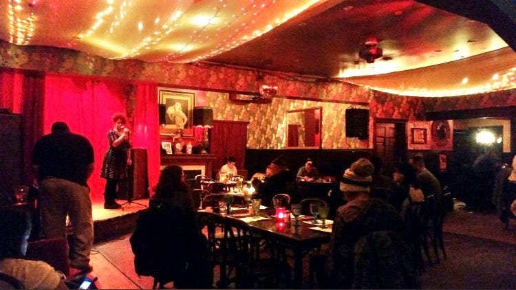Dining and performance area