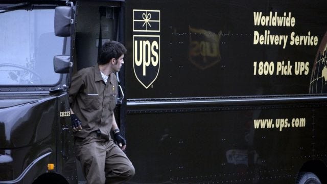 Un repartidor de UPS en su camión