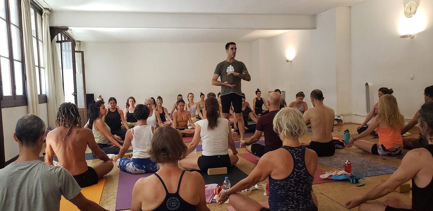 Vinyasa Krama series at Osmose Yoga Paris, France