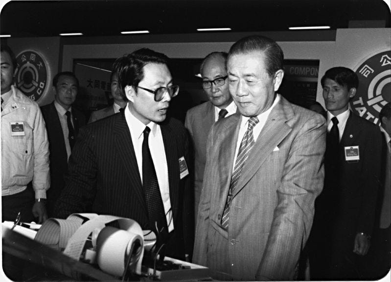 Sun Yun-suan once said he had six children: his wife gave birth to the first four, the fifth was Taipower, and the sixth was Industrial Technology Research Institute. As the father of ITRI, Sun advanced the science and technology development of Taiwan. Sun Yun-suan once said he had six children: his wife gave birth to the first four, the fifth was Taipower, and the sixth was Industrial Technology Research Institute. As the father of ITRI, Sun advanced the science and technology development of Taiwan.