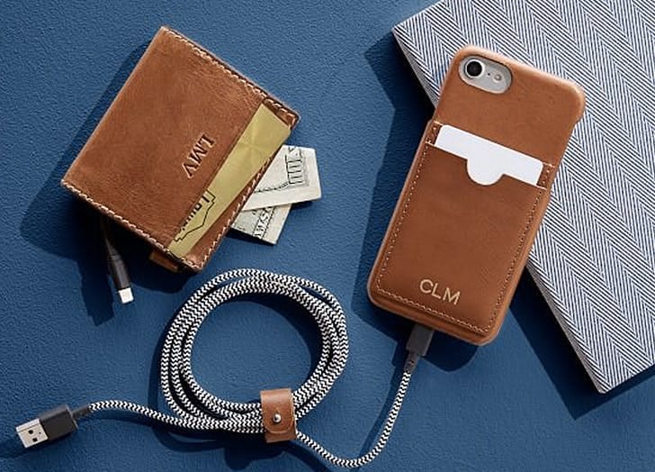 self charging wallet valentines day tech gift ideas