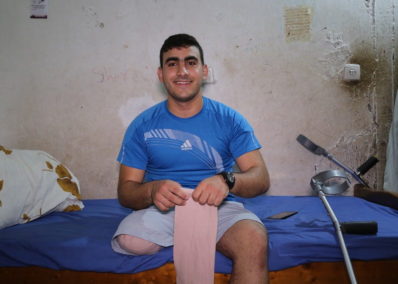 Alaa al-Dali, 21, a cyclist who was shot and injured during the “Great March of Return” protests, who subsequently lost his right leg. Alaa has been training as a cyclist for the last six years. His dream is to leave Gaza to travel abroad to attend the Asian Games and raise the Palestinian flag.
