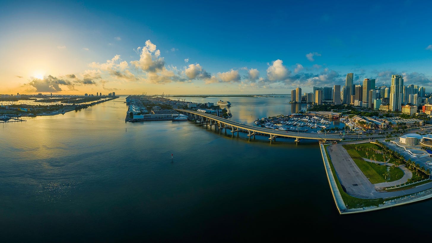 Miami City At Sunrise- FHD/4K - Gnome-look.org