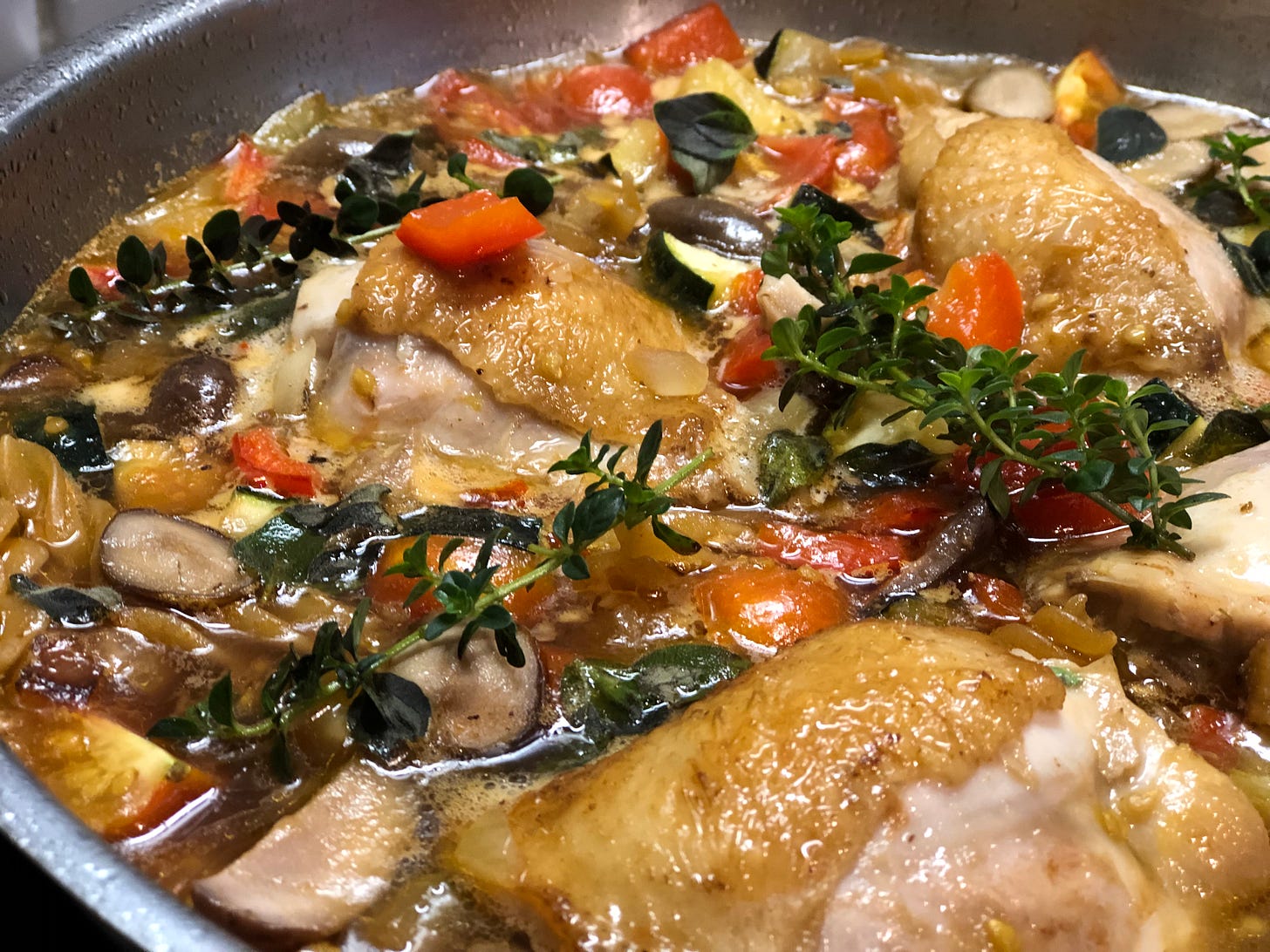 Image of chicken stew with olives and vegetables