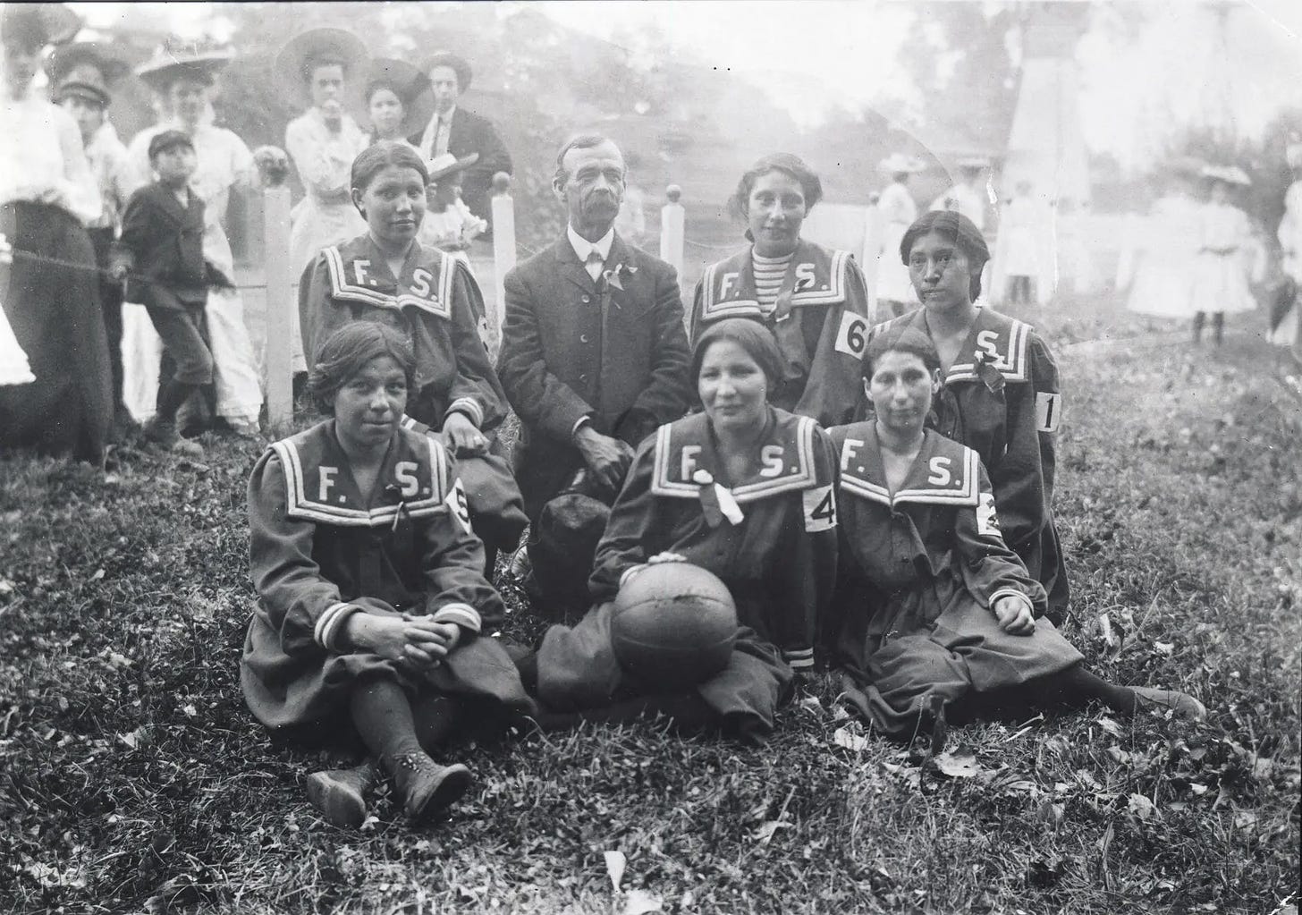 The Fort Shaw Indian School’s girls’ basketball team thrilled crowds at the 1904 St. Louis World’s Fair.Credit...