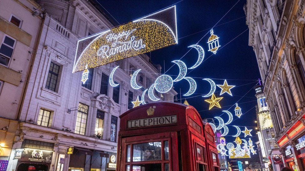 Ramadan: London's West End lit up for Islamic festival for first time - BBC  News