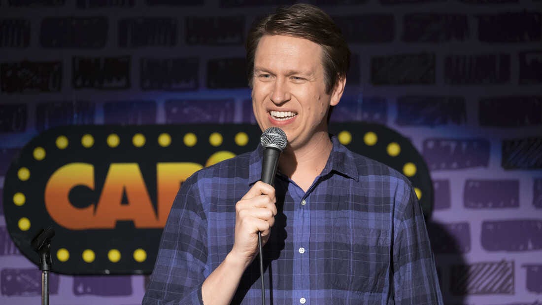 Comic Pete Holmes Draws On His Early Career And 'Churchy' Roots In  'Crashing' : NPR