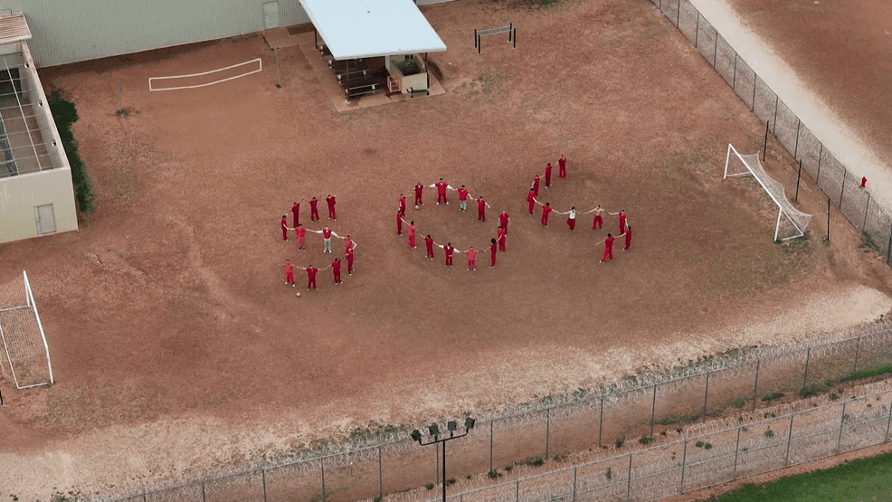 Texas detainees form SOS