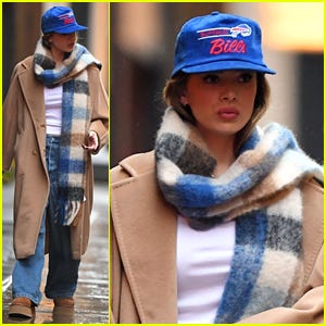 Hailee Steinfeld Shows Support for Beau Josh Allen & Buffalo Bills During  NYC Outing on Game Day | Hailee Steinfeld, Josh Allen, Sports | Just Jared:  Celebrity Gossip and Breaking Entertainment News