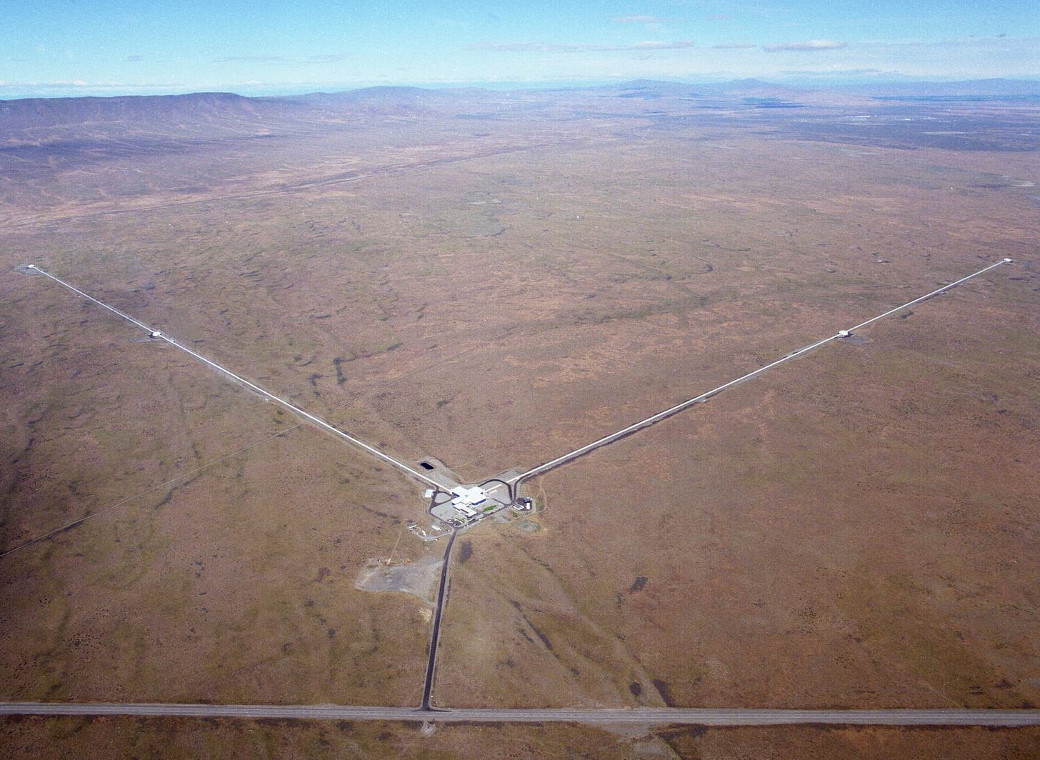 Laser Interferometer Gravitational-Wave Observatory (LIGO) | Britannica