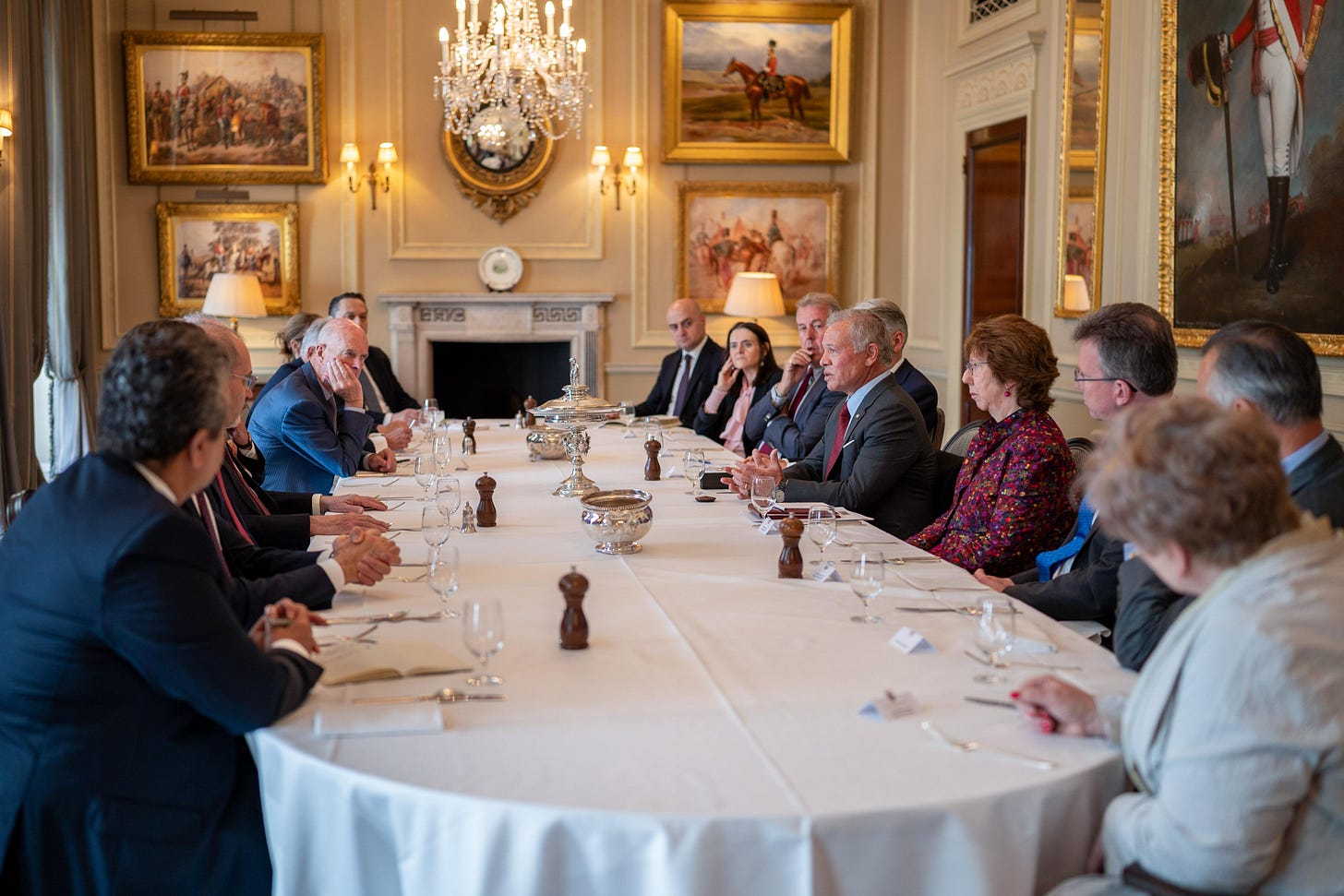 King meets with UK officials, Parliament members
