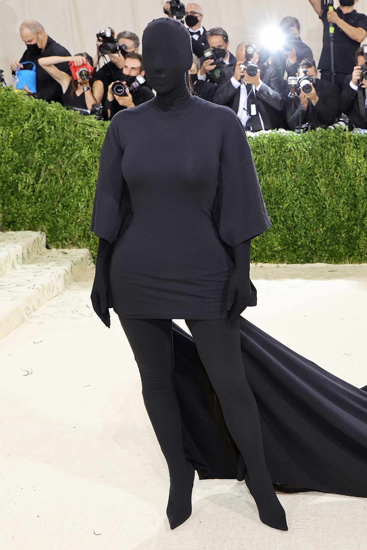 Kim Kardashian Wears Covered Up Look to 2021 Met Gala