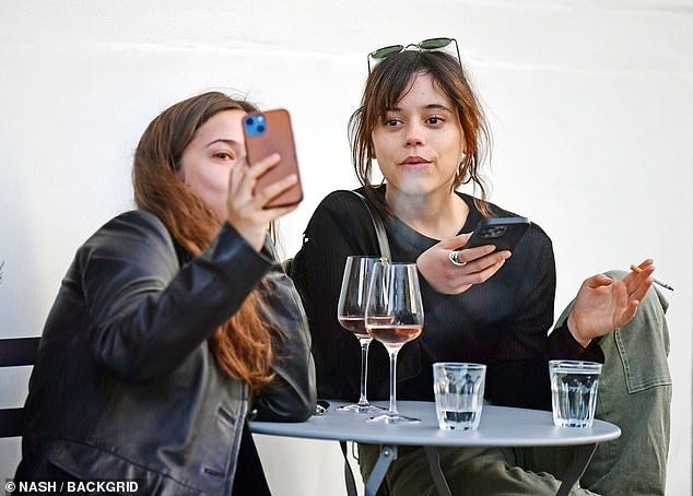 Jenna Ortega is SHADED by mom Natalie after Wednesday star was seen puffing  on cigarette | Daily Mail Online