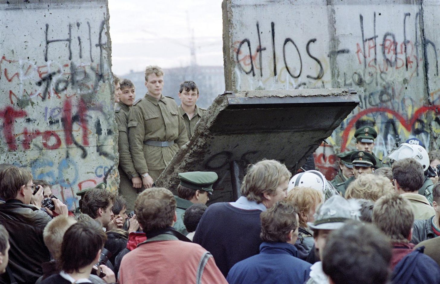 The Unplanned Fall of the Berlin Wall | The Leonard Lopate Show | WQXR