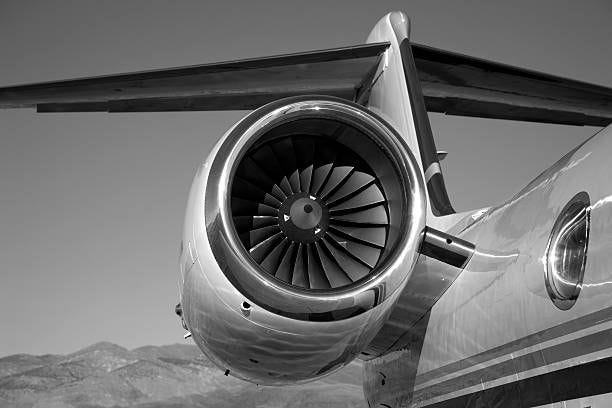 jet engine in black and white - black and white plane stock pictures, royalty-free photos & images