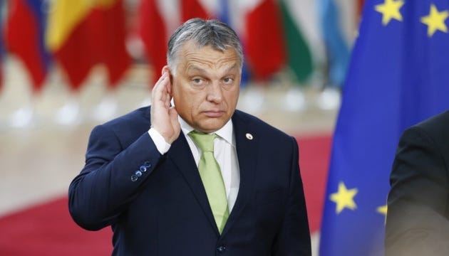 Orbán is trying to secure future with ‘peacekeeping initiatives’ in case he steps down – expert 