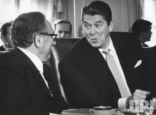 Photo: Henry Kissinger briefs Ronald Reagan on the Central America report - ARKHAK19840111009 - UPI.com Photo: Henry Kissinger briefs Ronald Reagan on the Central America report - ARKHAK19840111009 - UPI.com