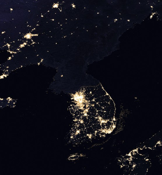 File:Korean Peninsula at night from space.jpg