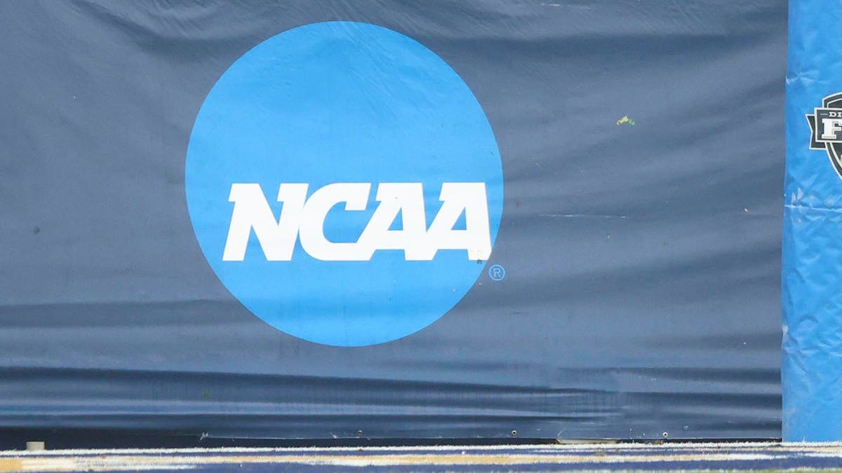 NCAA issues one-time waiver exempting postseason participation from  counting toward eligibility, per reports - CBSSports.com