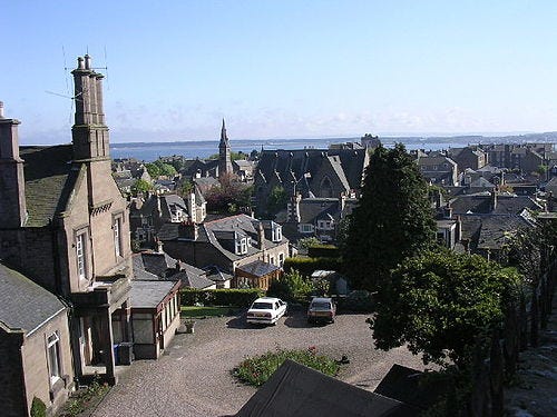 Broughty Ferry is a quiet residential area along the Tay estuary, known for its 15th-century Broughty Castle overlooking the waterfront and its museum with local history exhibitions.