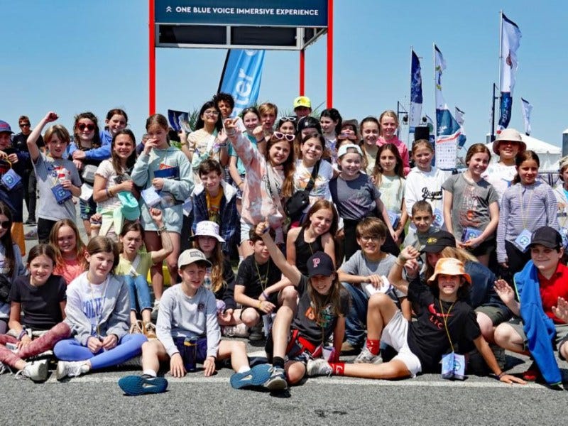 Schoolchildren visit Ocean Live Park