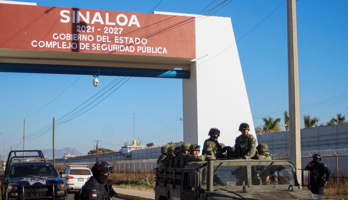 Mayo Zambada, Culiacán, Cuén