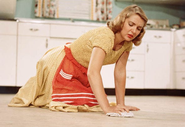Tips and tricks from 1950s housewives revealed in eye-opening new book |  Express.co.uk