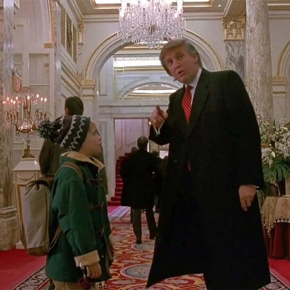 Is that THE Donald Trump in 1992’s Christmas Home Alone 2: Lost in New York? <i>Source: Home Alone 2 - 20th Century Studios.</i>