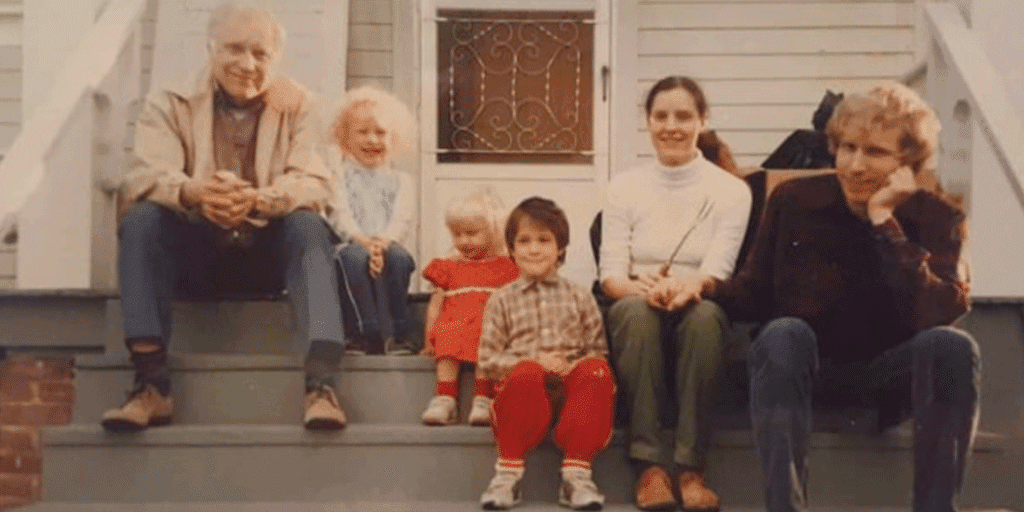 Old photo of Lucas as a kid with his family in Jefferson City