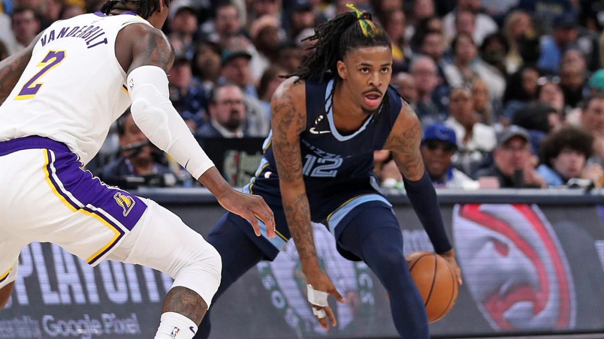 Ja Morant injury update: Grizzlies star dealing with soft tissue bruise,  will be game-time decision vs. Lakers - CBSSports.com