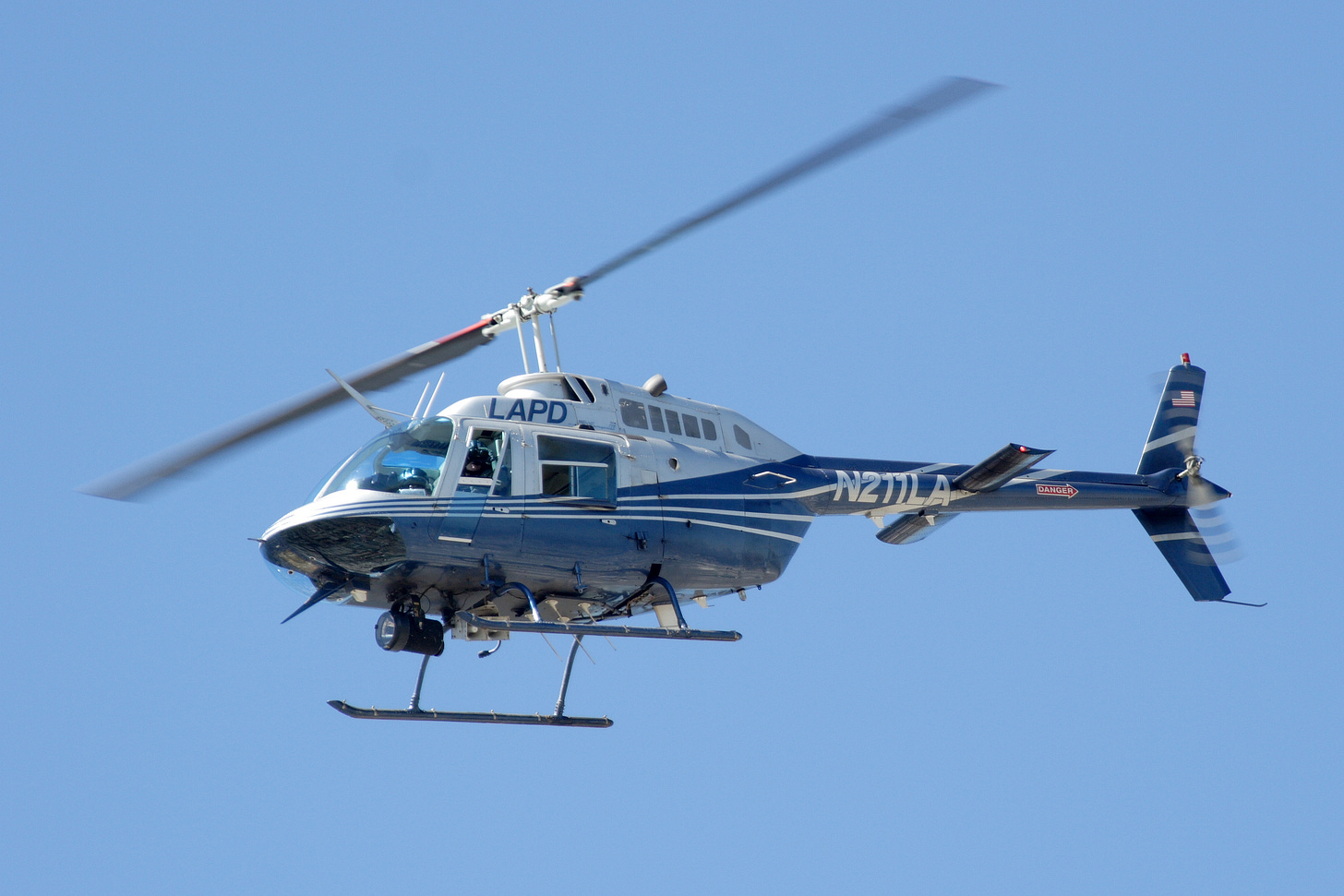 Bell 206 - Wikipedia