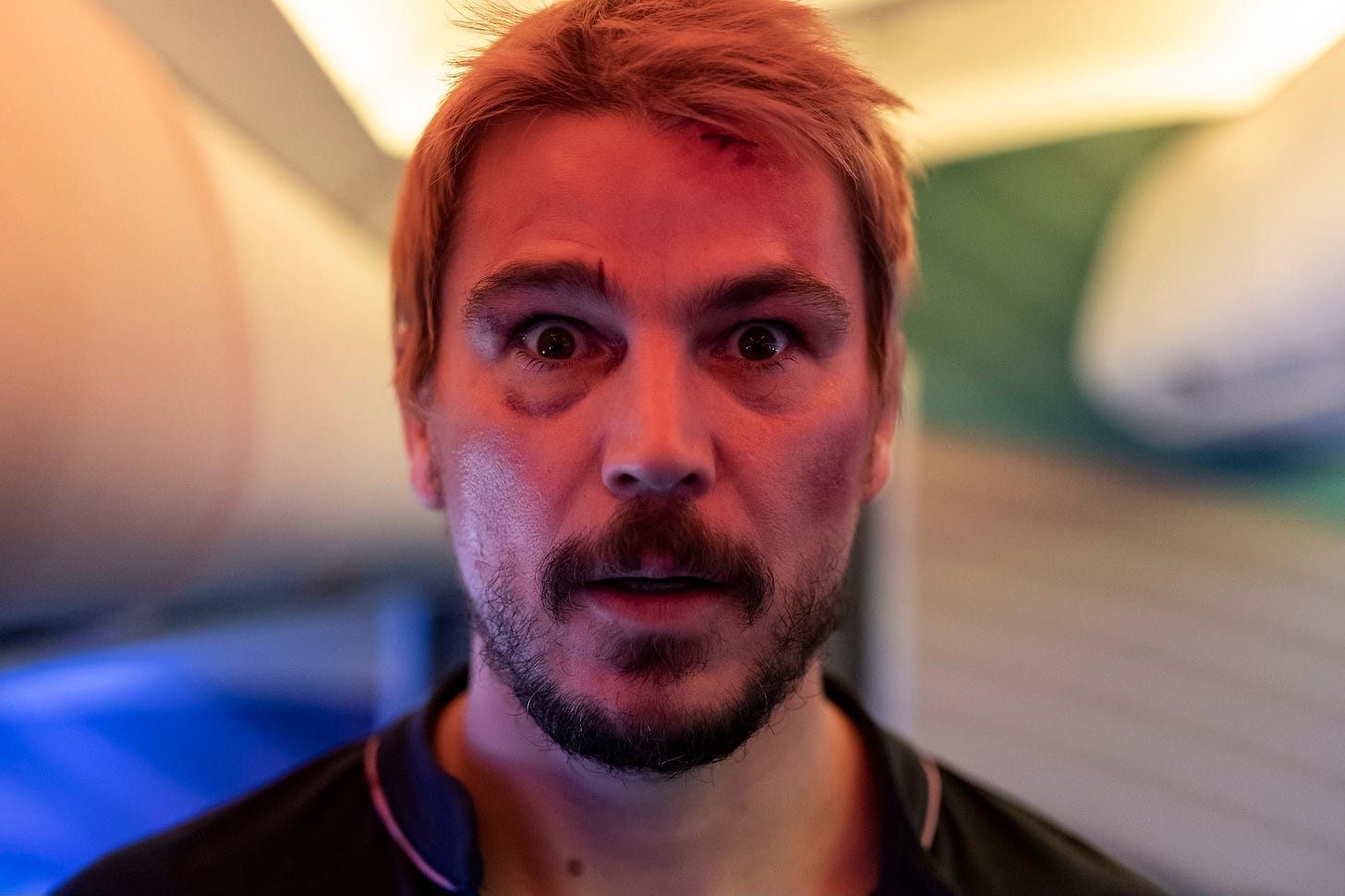 Josh Hartnett as Lucas Reyes in Fight or Flight 