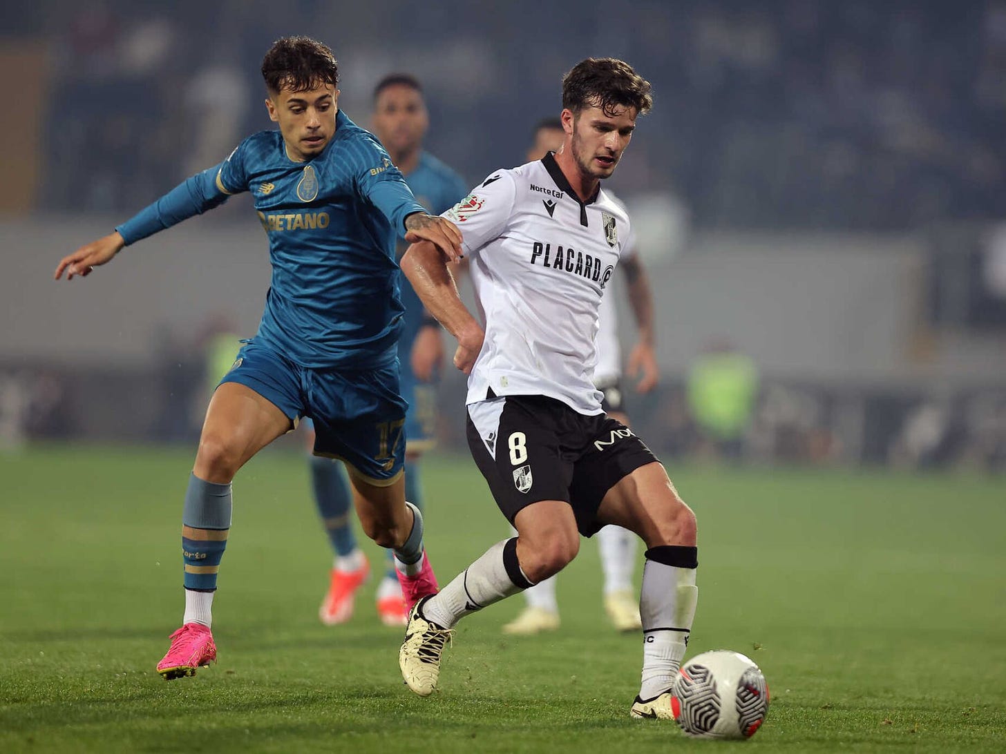 FC Porto vence em Guimarães e adianta-se na corrida à final da Taça de  Portugal