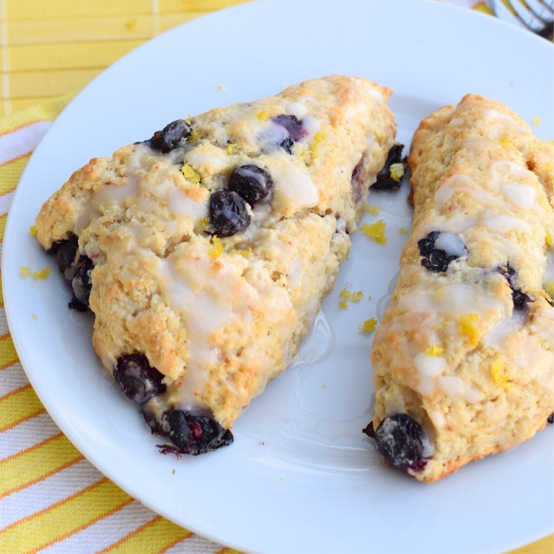 1 ½ cups almond flour  3 tablespoons granulated sugar substitute  Zest of 1 lemon (freshly grated)  ¼ teaspoon baking powder  ¼ teaspoon sea salt  1 large egg (at room temperature)  2 tablespoons coconut oil (melted)  Juice of ½ lemon  ¼ cup blueberries