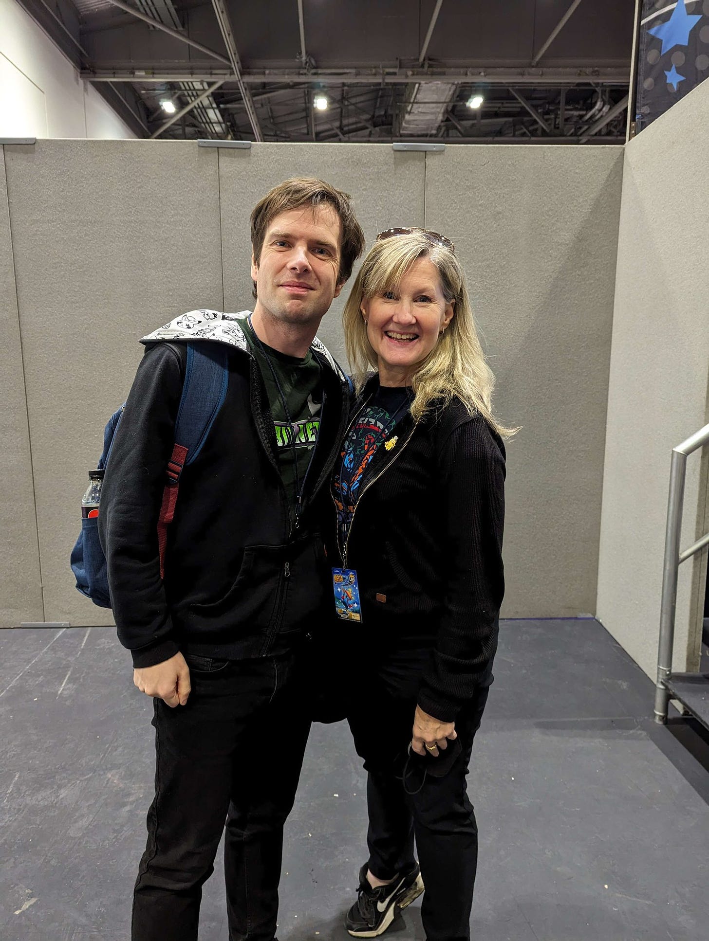 Joe poses for a photograph with voice actress Veronica Taylor at MegaCon Live (January 2024)