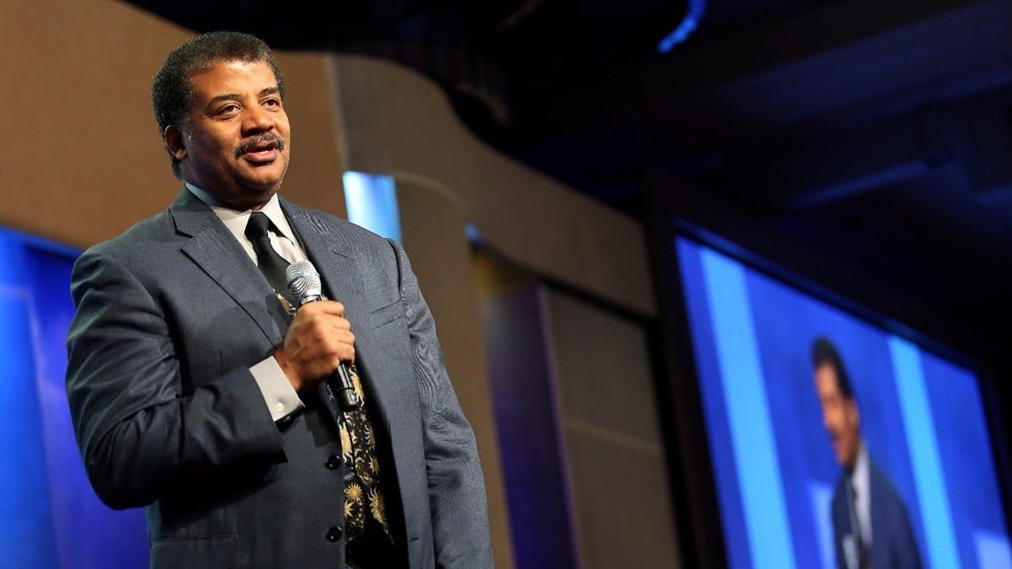 Neil deGrasse Tyson sends support to LGBT community with rainbow science |  thv11.com