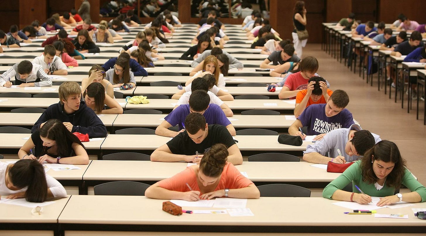 La prueba de Bachillerato para acceder a la Universidad será como  Selectividad, pero más cerca de fin de curso