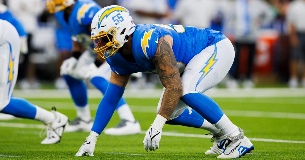 Chargers agree to terms with Morgan Fox, release Matt Feiler - CBS Los  Angeles