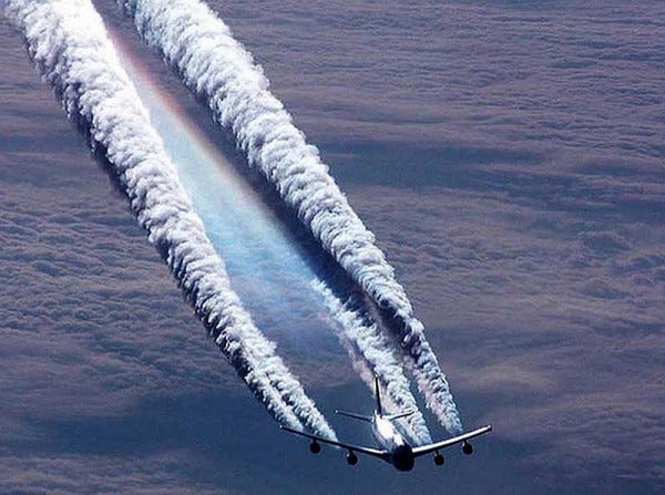 "Chemtrails Are Happening All Over The World" According to Former ...