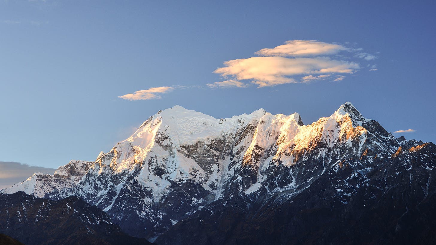 File:Himalayas sky.jpg - Wikimedia Commons