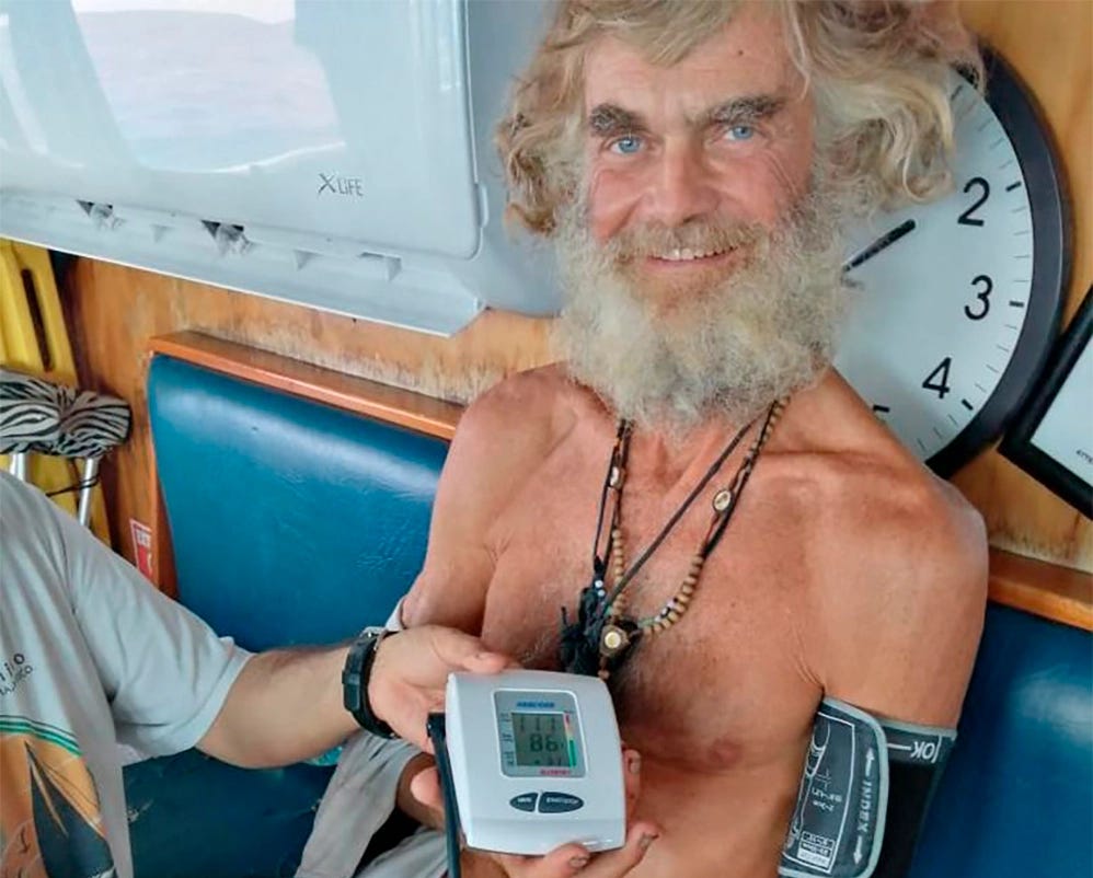 Tim Shaddock having his blood pressure checked onboard the María Delia