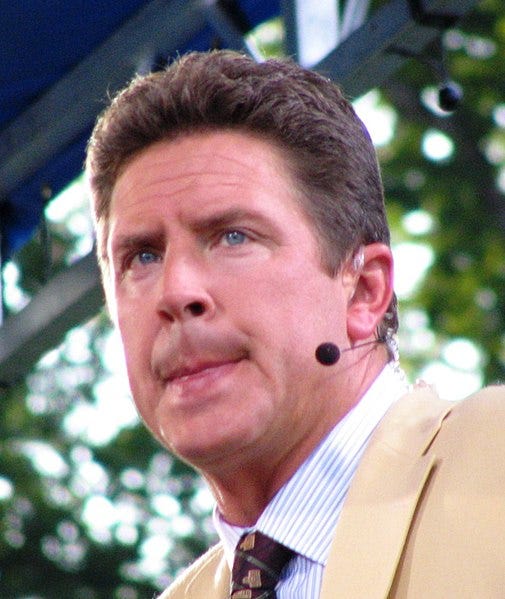 picture of Dan Marino as a broadcaster