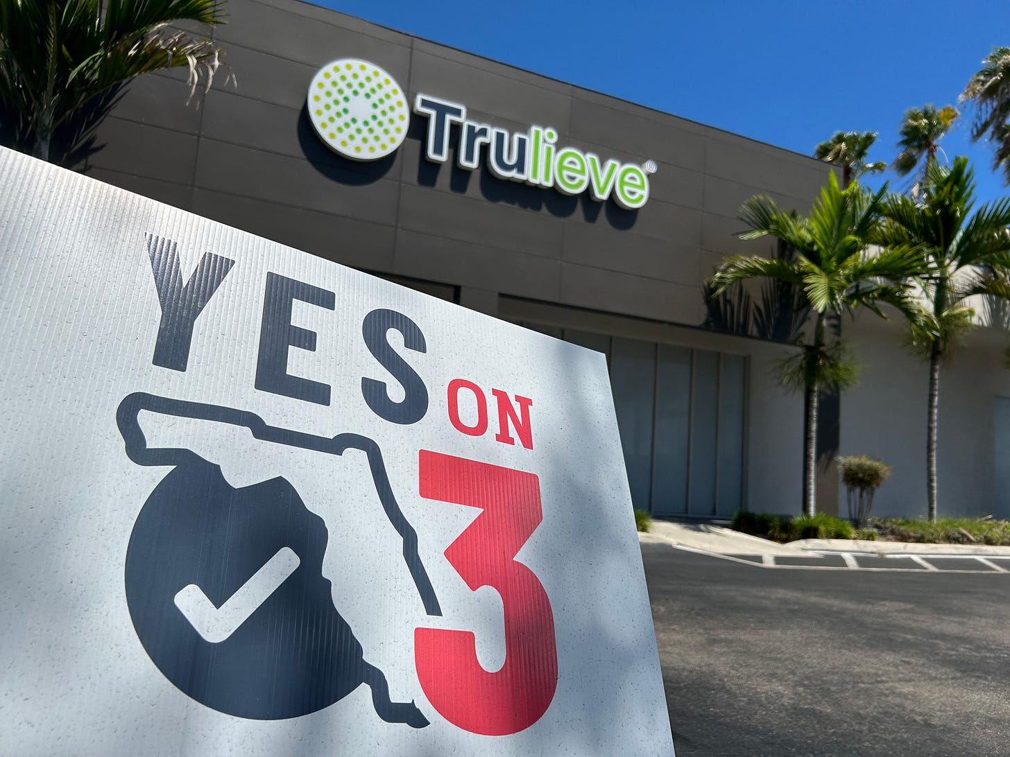 Campaign to legalize pot in Florida mostly bankrolled by one company | WUSF
