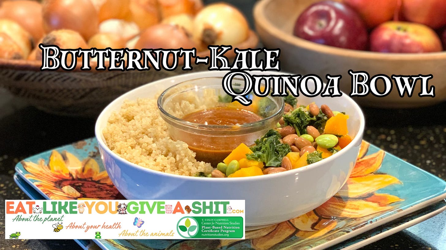 Bowl with quinoa, veggies, sauce