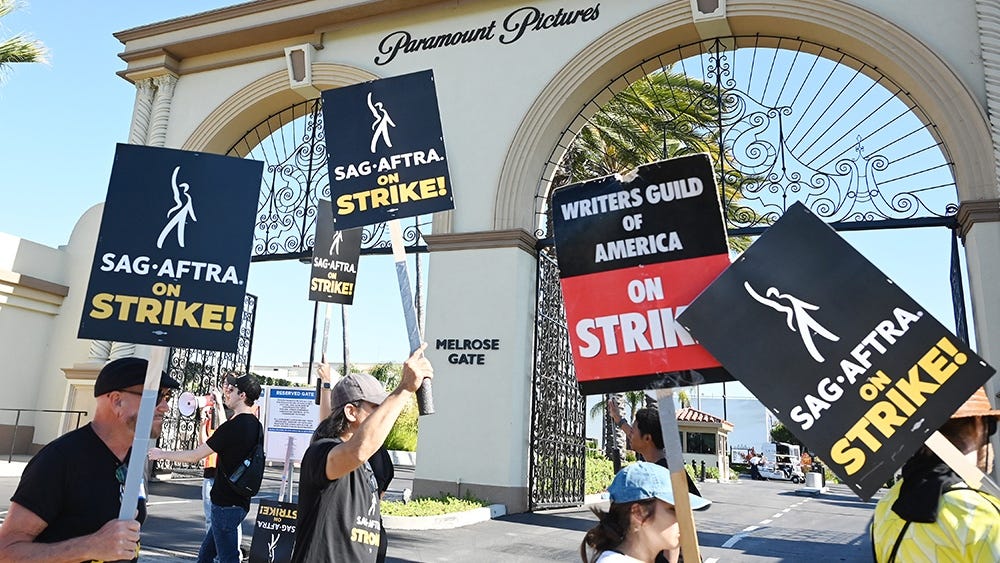 SAG Strike: Actors Picket in High Heat to Show Solidarity - Variety