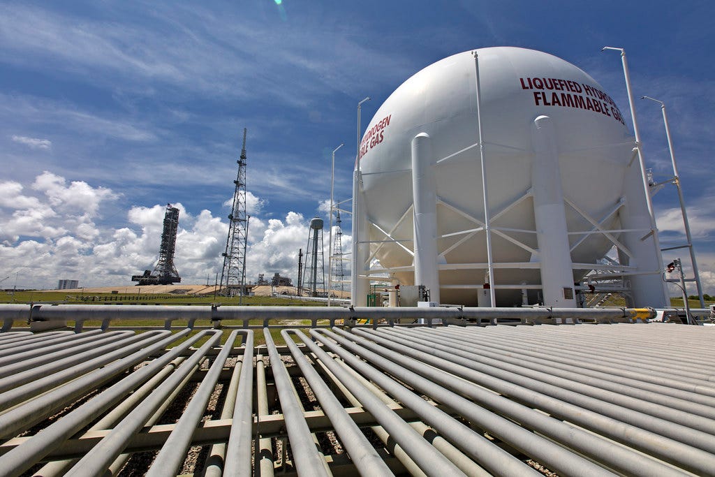 Liquid Hydrogen Tank | Edited Kennedy Space Center image of … | Flickr