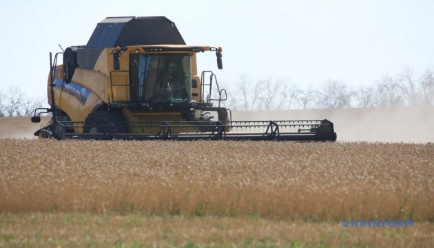 Grain harvesting campaign near completion in Donetsk region