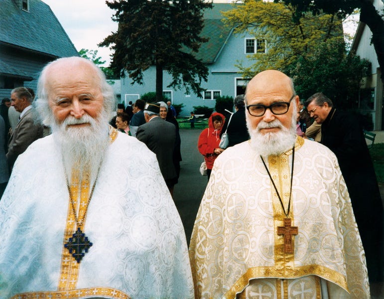 Părintele Sofian Boghiu împreună cu părintele Roman Braga