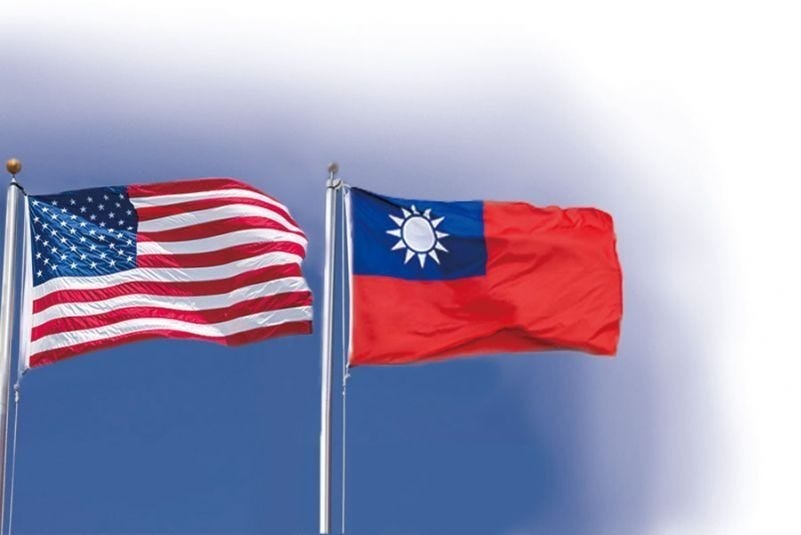 U.S. and Taiwan flags. (Taiwan Today image)
